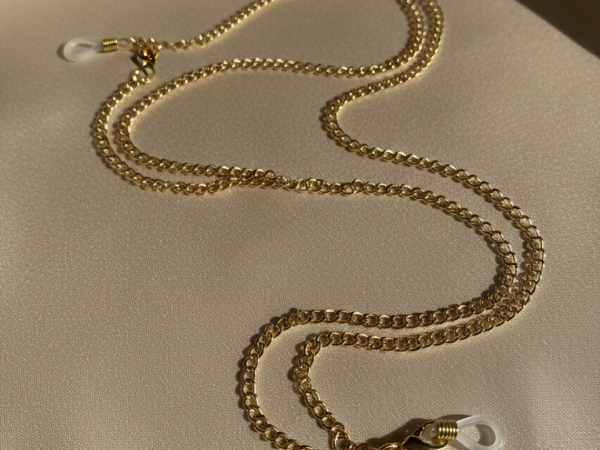 SIGNATURE GOLD  The Essential Chain